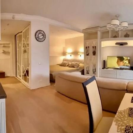 Cozy Studio Apartment In The Center Of Riga Exterior foto
