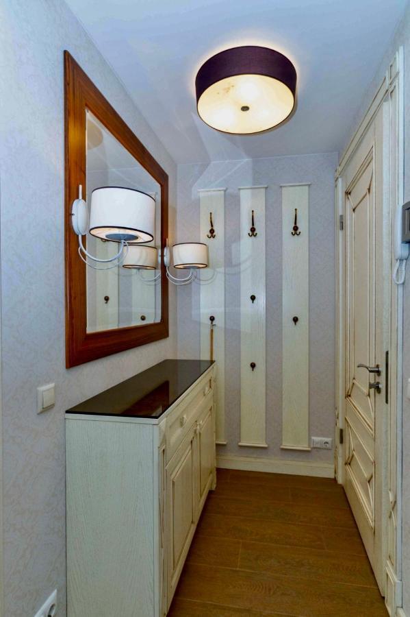 Cozy Studio Apartment In The Center Of Riga Exterior foto