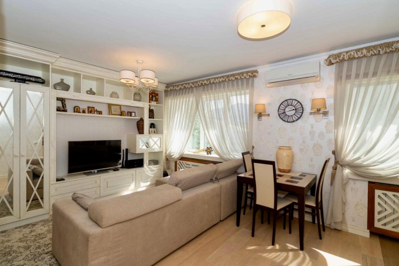 Cozy Studio Apartment In The Center Of Riga Exterior foto