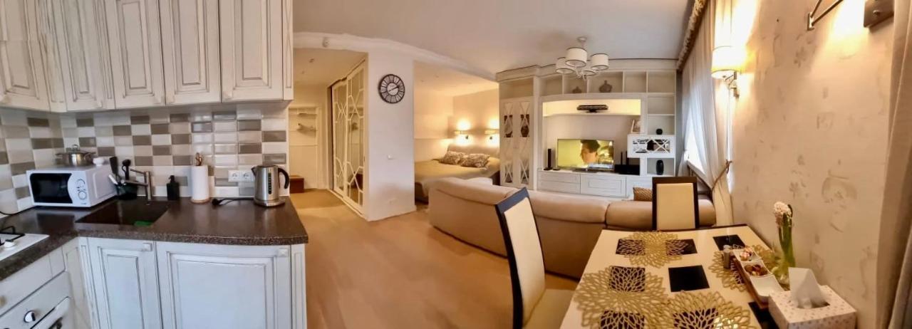 Cozy Studio Apartment In The Center Of Riga Exterior foto